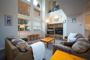 Moonridge Ski Haven a Ski In and Ski Out Property